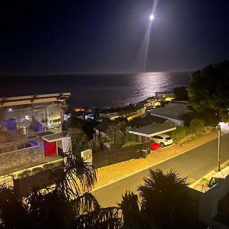 Cozy Camps Bay House With Mountain And Sea View Βίλα Κέιπ Τάουν Εξωτερικό φωτογραφία