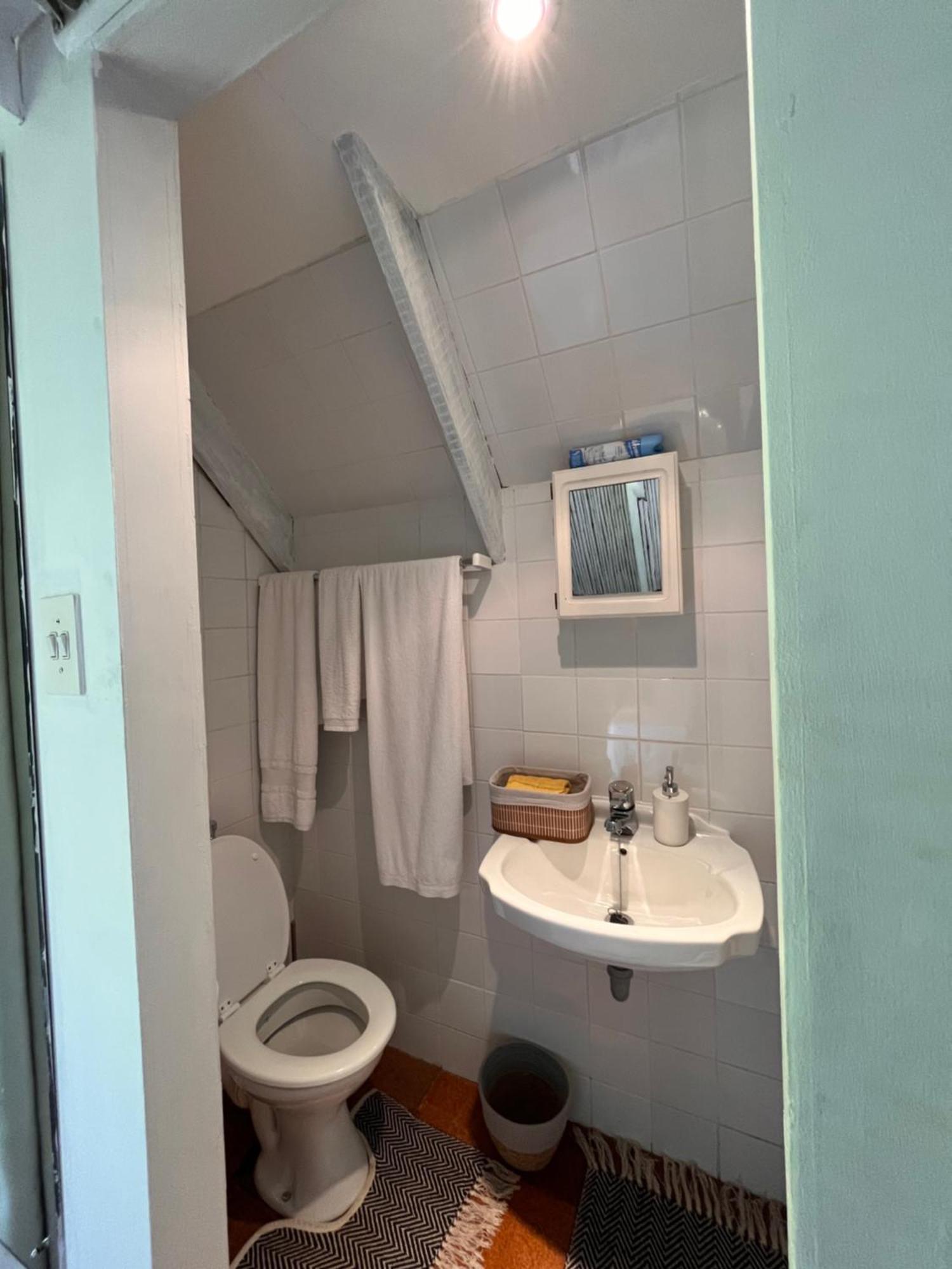 Cozy Camps Bay House With Mountain And Sea View Βίλα Κέιπ Τάουν Εξωτερικό φωτογραφία